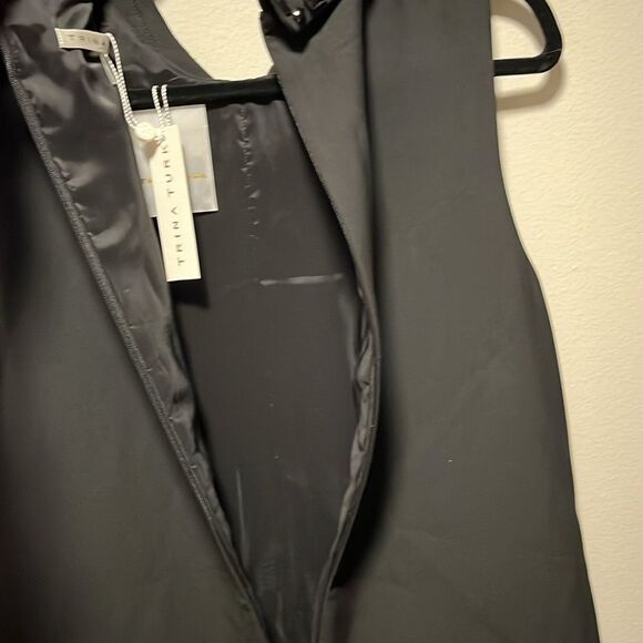 TRINA TURK (NWT) Marta Embellished Collar Crepe Black Mini Shift Dress, Size 6 - Picture 12 of 15